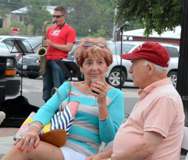 Art & Wine on the Square